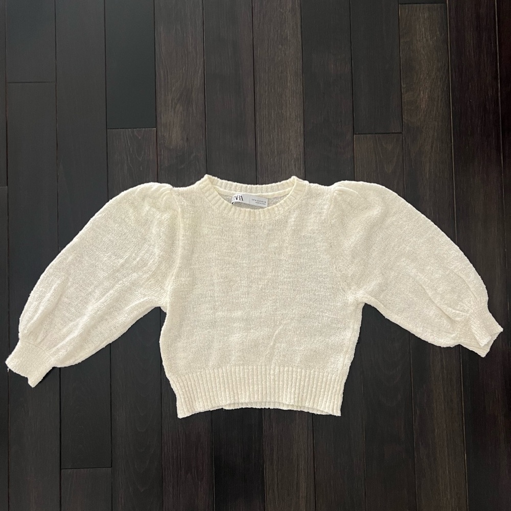 Zara Cream Crew Neck Sweater